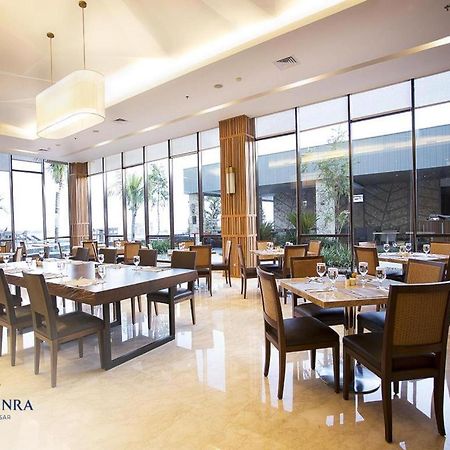 The Rinra Hotel Макасар Екстериор снимка