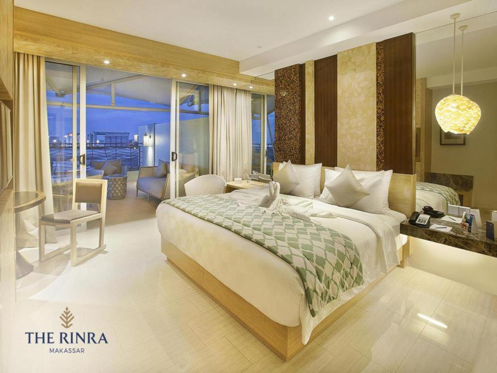 The Rinra Hotel Макасар Екстериор снимка